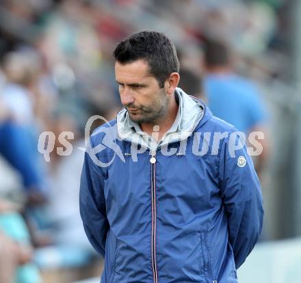 Fussball Testspiel. Treibach gegen RZ Pellets WAC. Trainer Nenad Bjelica (WAC). Treibach, 6.7.2012.
Foto: Kuess
---
pressefotos, pressefotografie, kuess, qs, qspictures, sport, bild, bilder, bilddatenbank