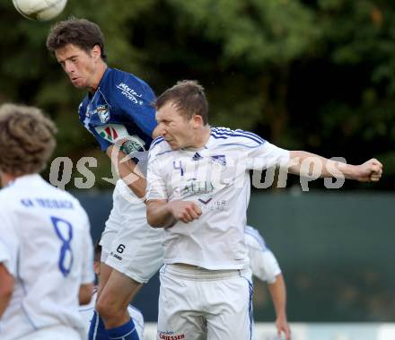 Fussball Testspiel. Treibach gegen RZ Pellets WAC.  Philip Klaming,  (Treibach), Christian Falk (WAC). Treibach, 6.7.2012.
Foto: Kuess
---
pressefotos, pressefotografie, kuess, qs, qspictures, sport, bild, bilder, bilddatenbank