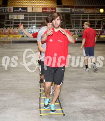 Eishockey. KAC. Sommertraining. Training. Schumnig Martin. Klagenfurt, 19.6.2012.
Fotos: Kuess
---
pressefotos, pressefotografie, kuess, qs, qspictures, sport, bild, bilder, bilddatenbank