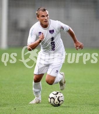 Fussball OEFB Cup. SK Austria Klagenfurt gegen SV Horn. Christoph Mattes (Austria). Klagenfurt, am 13.7.2012.
Foto: Kuess
---
pressefotos, pressefotografie, kuess, qs, qspictures, sport, bild, bilder, bilddatenbank