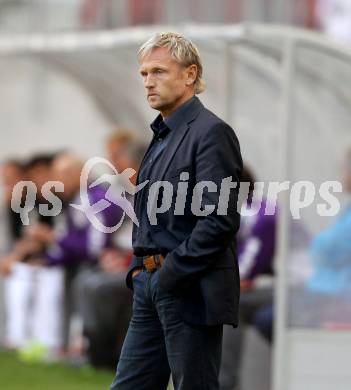 Fussball OEFB Cup. SK Austria Klagenfurt gegen SV Horn. Trainer Michael Streiter (Horn). Klagenfurt, am 13.7.2012.
Foto: Kuess
---
pressefotos, pressefotografie, kuess, qs, qspictures, sport, bild, bilder, bilddatenbank