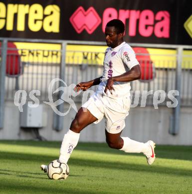 Fussball OEFB Cup. SK Austria Klagenfurt gegen SV Horn.  Thierry Fidjeu Tazemeta (Austria). Klagenfurt, am 13.7.2012.
Foto: Kuess
---
pressefotos, pressefotografie, kuess, qs, qspictures, sport, bild, bilder, bilddatenbank