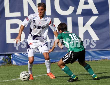 Fussball OEFB Cup. SAK gegen TSV St. Johann/Pongau. Toni Krijan,  (SAK), Johann Eder (St.Johann). Klagenfurt, 14.7.2012.
Foto: Kuess
---
pressefotos, pressefotografie, kuess, qs, qspictures, sport, bild, bilder, bilddatenbank