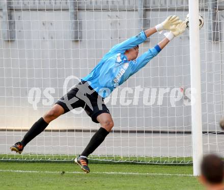 Fussball Testspiel. SK Austria Klagenfurt gegen Besiktas Istanbul. Florian Heindl (Austria). Klagenfurt, am 16.7.2012.
Foto: Kuess
---
pressefotos, pressefotografie, kuess, qs, qspictures, sport, bild, bilder, bilddatenbank