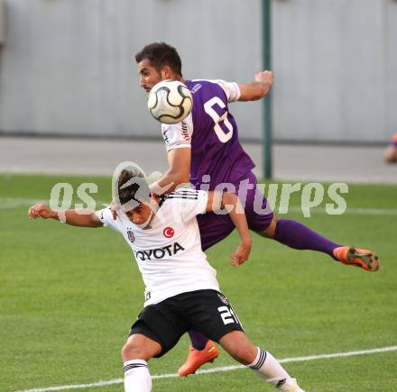 Fussball Testspiel. SK Austria Klagenfurt gegen Besiktas Istanbul. Rexhe Bytyci (Austria), Burak Kaplan (Besiktas). Klagenfurt, am 16.7.2012.
Foto: Kuess
---
pressefotos, pressefotografie, kuess, qs, qspictures, sport, bild, bilder, bilddatenbank