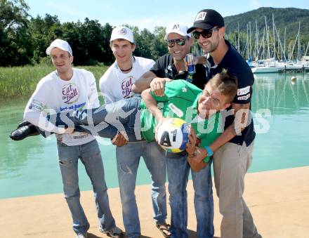 Beachvolleyball Grand Slam 2012. Pressekonferenz. Clemens Doppler, Alexander Horst, Hannes Jagerhofer, Xandi Huber, Robin Seidl. Klagenfurt, 17.7.2012.
Foto: kuess
---
pressefotos, pressefotografie, kuess, qs, qspictures, sport, bild, bilder, bilddatenbank