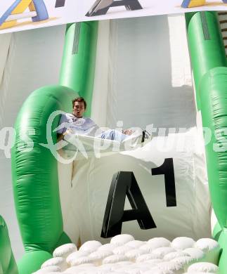 Beachvolleyball Grand Slam 2012. Pressekonferenz.  Robin Seidl. Klagenfurt, 17.7.2012.
Foto: kuess
---
pressefotos, pressefotografie, kuess, qs, qspictures, sport, bild, bilder, bilddatenbank