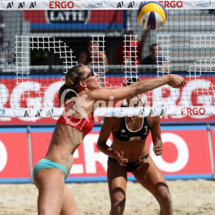 Beachvolleyball Grand Slam.  Sabine Swoboda (AUT). Klagenfurt, 18.7.2012
Foto: Kuess

---
pressefotos, pressefotografie, kuess, qs, qspictures, sport, bild, bilder, bilddatenbank