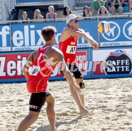 Beachvolleyball Grand Slam.  Thomas Kunert, Lorenz Petutschnig (AUT). Klagenfurt, 18.7.2012
Foto: Kuess

---
pressefotos, pressefotografie, kuess, qs, qspictures, sport, bild, bilder, bilddatenbank