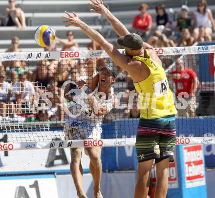 Beachvolleyball Grand Slam.  Michael Leeb (AUT). Klagenfurt, 18.7.2012
Foto: Kuess

---
pressefotos, pressefotografie, kuess, qs, qspictures, sport, bild, bilder, bilddatenbank