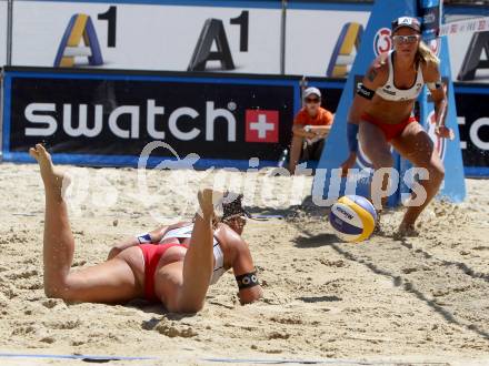 Beachvolleyball Grand Slam.  Sara Montagnolli, Barbara Hansel (AUT). Klagenfurt, 18.7.2012
Foto: Kuess

---
pressefotos, pressefotografie, kuess, qs, qspictures, sport, bild, bilder, bilddatenbank