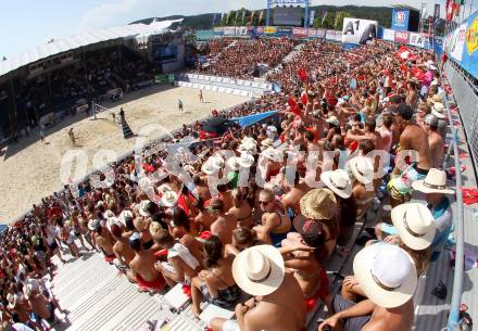 Beachvolleyball Grand Slam.  Fans. Klagenfurt, 19.7.2012
Foto: Kuess

---
pressefotos, pressefotografie, kuess, qs, qspictures, sport, bild, bilder, bilddatenbank