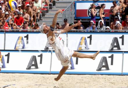 Beachvolleyball Grand Slam.  Alexander Xandi Huber (AUT). Klagenfurt, 19.7.2012
Foto: Kuess

---
pressefotos, pressefotografie, kuess, qs, qspictures, sport, bild, bilder, bilddatenbank