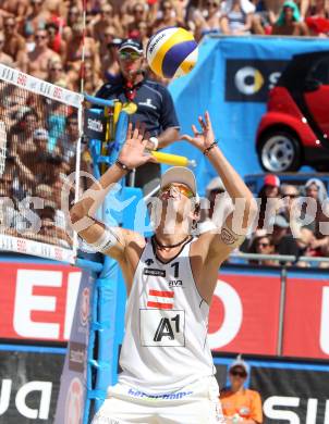 Beachvolleyball Grand Slam.  Robin Seidl (AUT). Klagenfurt, 19.7.2012
Foto: Kuess

---
pressefotos, pressefotografie, kuess, qs, qspictures, sport, bild, bilder, bilddatenbank