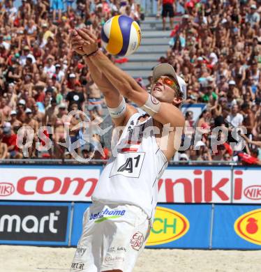 Beachvolleyball Grand Slam.  Robin Seidl  (AUT). Klagenfurt, 19.7.2012
Foto: Kuess

---
pressefotos, pressefotografie, kuess, qs, qspictures, sport, bild, bilder, bilddatenbank