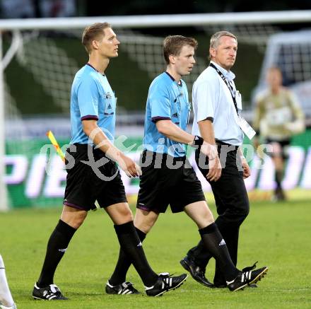 Fussball. Bundesliga. RZ Pellets WAC gegen FK Austria Wien. Schiedsrichter Markus Hameter. Wolfsberg, 25.7.2012.
Foto: Kuess


---
pressefotos, pressefotografie, kuess, qs, qspictures, sport, bild, bilder, bilddatenbank