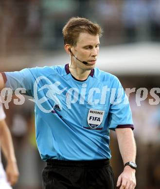 Fussball. Bundesliga. RZ Pellets WAC gegen FK Austria Wien. Schiedsrichter Markus Hameter. Wolfsberg, 25.7.2012.
Foto: Kuess


---
pressefotos, pressefotografie, kuess, qs, qspictures, sport, bild, bilder, bilddatenbank