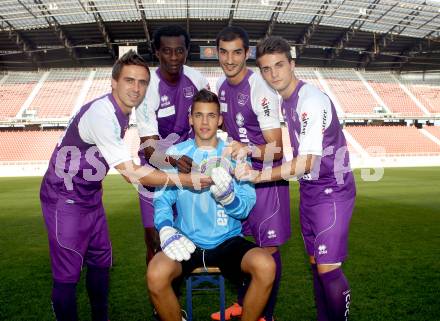 Fussball. Regionalliga. Mannschaftsfototermin SK Austria Klagenfurt. Grega Triplat, Eric Akoto, Rexhe Bytyci, Florian Heindl, Darko Vasic.  26.7.2012.
Foto: Kuess
---
pressefotos, pressefotografie, kuess, qs, qspictures, sport, bild, bilder, bilddatenbank