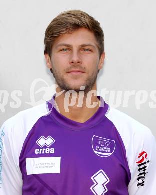 Fussball. Regionalliga. SK Austria Klagenfurt. Mannschaftsfototermin.   Portrait. Boris Huettenbrenner  . Klagenfurt, 26.7.2012.
Foto: Kuess
---
pressefotos, pressefotografie, kuess, qs, qspictures, sport, bild, bilder, bilddatenbank
