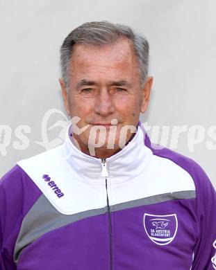 Fussball. Regionalliga. SK Austria Klagenfurt. Mannschaftsfototermin.   Portrait. Co-Trainer Josef Thuller. Klagenfurt, 26.7.2012.
Foto: Kuess
---
pressefotos, pressefotografie, kuess, qs, qspictures, sport, bild, bilder, bilddatenbank