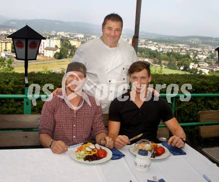 Eishockey. VSV.  Andreas Wiedergut, Michael Raffl. Villach, 30.6.2012.
Foto: Kuess
---
pressefotos, pressefotografie, kuess, qs, qspictures, sport, bild, bilder, bilddatenbank