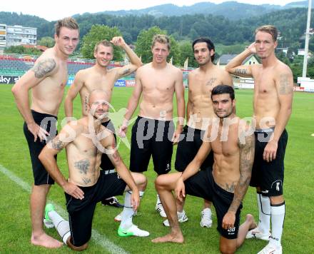 Fussball Bundesliga. Michael Sollbauer, Manuel Kerhe, Christian Thonhofer, Michele Polverino, Rene Gsellmann, Stephan Stueckler, Solano. Wolfsberg, am 28.7.2012.
Foto: Kuess
---
pressefotos, pressefotografie, kuess, qs, qspictures, sport, bild, bilder, bilddatenbank