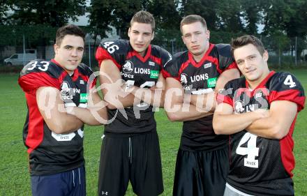 American Football. Junioren Nationalteam. Carinthian Black Lions. Thomas Oberdorfer, Christoph Leitner, Dario Dobrolevski, Thomas Torta. Klagenfurt, am 12.6.2012.
Foto: Kuess
---
pressefotos, pressefotografie, kuess, qs, qspictures, sport, bild, bilder, bilddatenbank