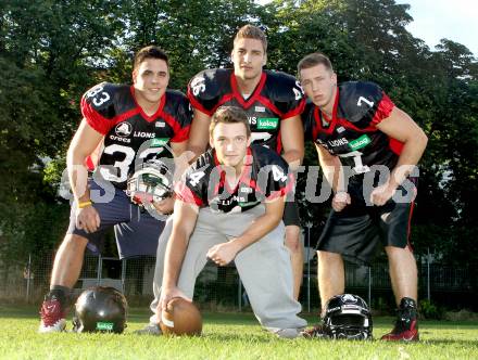 American Football. Junioren Nationalteam. Carinthian Black Lions. Thomas Oberdorfer, Christoph Leitner, Dario Dobrolevski, Thomas Torta. Klagenfurt, am 12.6.2012.
Foto: Kuess
---
pressefotos, pressefotografie, kuess, qs, qspictures, sport, bild, bilder, bilddatenbank