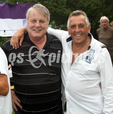 Fussball Regionalliga. Grillparty. SK Austria Klagenfurt.  Peter Steinkellner, Matthias Dollinger sen. Woelfnitz, am 28.7.2012.
Foto: Kuess
---
pressefotos, pressefotografie, kuess, qs, qspictures, sport, bild, bilder, bilddatenbank