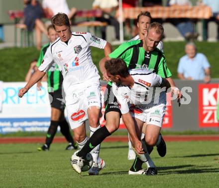 Fussball Freundschaftsspiel. Voelkermarkt gegen RZ Pellets WAC.  Alexander Karner,  (Voelkermarkt), Christian Thonhofer, Gernot Messner (WAC). Voelkermarkt, am 31.7.2012.
Foto: Kuess

---
pressefotos, pressefotografie, kuess, qs, qspictures, sport, bild, bilder, bilddatenbank