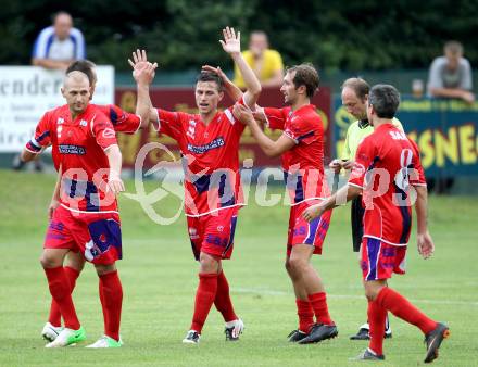 Fussball Regionalliga. Feldkirchen gegen SAK.  Torjubel (SAK). Feldkirchen, 3.8.2012.
Foto: Kuess
---
pressefotos, pressefotografie, kuess, qs, qspictures, sport, bild, bilder, bilddatenbank