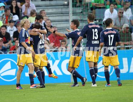 Fussball. Bundesliga. RZ Pellets WAC gegen FC Red Bull Salzburg. Torjubel Salzburg. Wolfsberg, 4.8.2012.
Foto: Kuess

---
pressefotos, pressefotografie, kuess, qs, qspictures, sport, bild, bilder, bilddatenbank