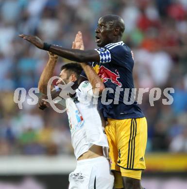 Fussball. Bundesliga. RZ Pellets WAC gegen FC Red Bull Salzburg. Ruben Rivera,  (WAC), Ibrahim Sekagya (Salzburg). Wolfsberg, 4.8.2012.
Foto: Kuess

---
pressefotos, pressefotografie, kuess, qs, qspictures, sport, bild, bilder, bilddatenbank