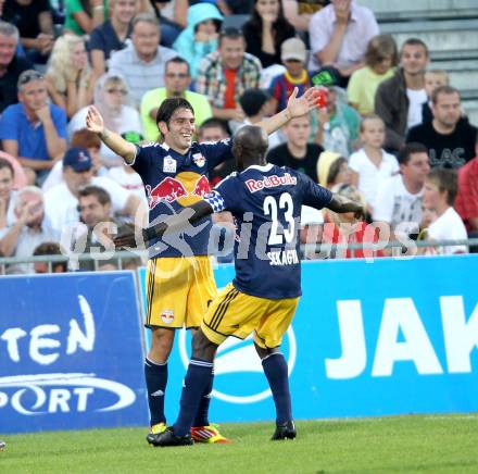 Fussball. Bundesliga. RZ Pellets WAC gegen FC Red Bull Salzburg. Torjubel Soriano Casas Jonatan  (Salzburg). Wolfsberg, 4.8.2012.
Foto: Kuess

---
pressefotos, pressefotografie, kuess, qs, qspictures, sport, bild, bilder, bilddatenbank