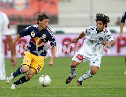 Fussball. Bundesliga. RZ Pellets WAC gegen FC Red Bull Salzburg. Michele Polverino,  (WAC), Christoph Leitgeb (Salzburg). Wolfsberg, 4.8.2012.
Foto: Kuess

---
pressefotos, pressefotografie, kuess, qs, qspictures, sport, bild, bilder, bilddatenbank