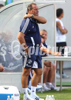 Fussball Testspiel. Schalke 04 gegen Udinese Calcio. Trainer Huub Stevens (Schalke 04). Klagenfurt, am 5.8.2012.
Foto: Kuess
---
pressefotos, pressefotografie, kuess, qs, qspictures, sport, bild, bilder, bilddatenbank