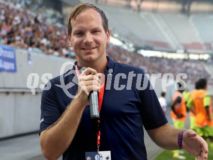 Fussball Testspiel. Schalke 04 gegen Udinese Calcio. Christian Rosenzopf. Klagenfurt, am 5.8.2012.
Foto: Kuess
---
pressefotos, pressefotografie, kuess, qs, qspictures, sport, bild, bilder, bilddatenbank