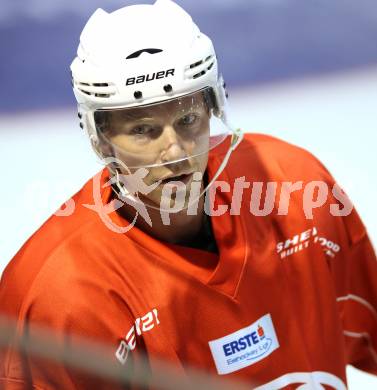 Eishockey. KAC. Training. Jamie Lundmark. Klagenfurt, 6.8.2012. 
Foto: Kuess
---
pressefotos, pressefotografie, kuess, qs, qspictures, sport, bild, bilder, bilddatenbank