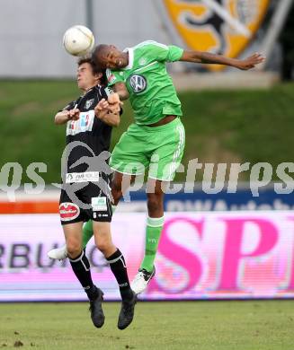 Fussball Testspiel. RZ Pellets WAC gegen VfL Wolfsburg. Christian Falk, (WAC), Naldo (Wolfsburg). Wolfsberg, 7.8.2012.
Foto: Kuess
---
pressefotos, pressefotografie, kuess, qs, qspictures, sport, bild, bilder, bilddatenbank