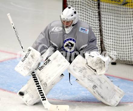 Eishockey. VSV. Training.  Philippe Lamoureux. Villach, 8.8.2012.
Foto: Kuess
---
pressefotos, pressefotografie, kuess, qs, qspictures, sport, bild, bilder, bilddatenbank