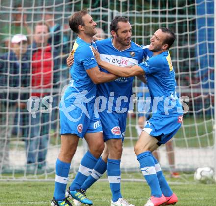 Fussball Regionalliga. SAK gegen VSV. Torjubel Christian Prawda, Marco Reich, Okatan Emre  (VSV). Klagenfurt, 9.8.2012.
Foto: Kuess
---
pressefotos, pressefotografie, kuess, qs, qspictures, sport, bild, bilder, bilddatenbank