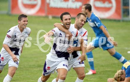 Fussball Regionalliga. SAK gegen VSV. Torjubel MUrat Veliu (SAK). Klagenfurt, 9.8.2012.
Foto: Kuess
---
pressefotos, pressefotografie, kuess, qs, qspictures, sport, bild, bilder, bilddatenbank