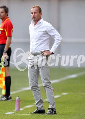 Fussball Regionalliga. SK Austria Klagenfurt gegen Sturm Graz Amateure. Trainer Dietmar Thuller (Klagenfurt). Klagenfurt, 10.8.2012.
Foto: Kuess


---
pressefotos, pressefotografie, kuess, qs, qspictures, sport, bild, bilder, bilddatenbank