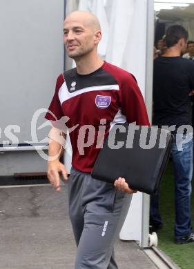 Fussball Regionalliga. SK Austria Klagenfurt gegen Sturm Graz Amateure. Co-Trainer Guenther Gorenzel (Klagenfurt). Klagenfurt, 10.8.2012.
Foto: Kuess


---
pressefotos, pressefotografie, kuess, qs, qspictures, sport, bild, bilder, bilddatenbank