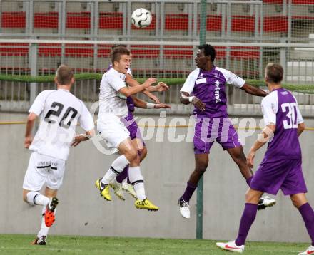 Fussball Regionalliga. SK Austria Klagenfurt gegen Sturm Graz Amateure. Eric Akoto,  (Klagenfurt), Anel Kocijan (Graz). Klagenfurt, 10.8.2012.
Foto: Kuess


---
pressefotos, pressefotografie, kuess, qs, qspictures, sport, bild, bilder, bilddatenbank