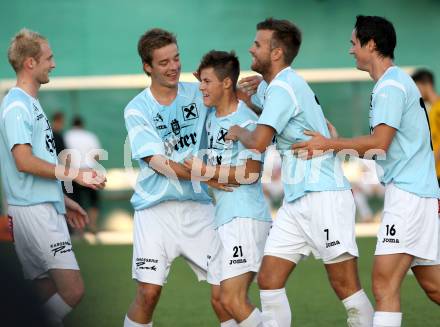 Fussball. Kaerntner Liga. Welzenegg gegen St. Veit/Glan. Jubel (St. Veit). Klagenfurt, 11.8.2012.
Foto: Kuess
---
pressefotos, pressefotografie, kuess, qs, qspictures, sport, bild, bilder, bilddatenbank