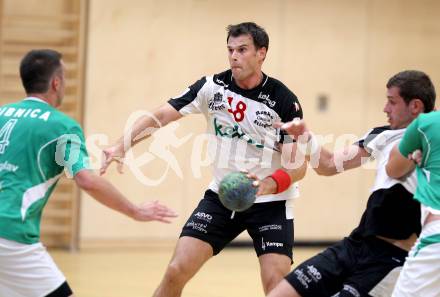 Handball Bundesliga. Testspiel. SC Ferlach gegen Ribnica. Miro Barisic  (Ferlach). Ferlach, 11.8.2012.
Foto: Kuess
---
pressefotos, pressefotografie, kuess, qs, qspictures, sport, bild, bilder, bilddatenbank