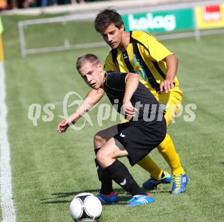 Fussball Kaerntner Liga. Koettmannsdorf gegen Drautal. Mathias Tschofen (Koettmannsdorf),  Florian Sixt (Drautal). Koettmannsdorf, am 12.8.2012.
Foto: Kuess

---
pressefotos, pressefotografie, kuess, qs, qspictures, sport, bild, bilder, bilddatenbank