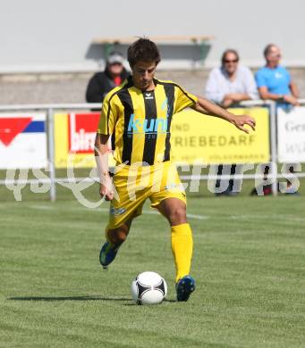 Fussball Kaerntner Liga. Koettmannsdorf gegen Drautal. Sixt Florian (Drautal). Koettmannsdorf, am 12.8.2012.
Foto: Kuess

---
pressefotos, pressefotografie, kuess, qs, qspictures, sport, bild, bilder, bilddatenbank