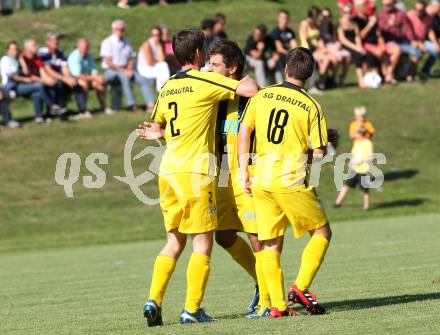 Fussball Kaerntner Liga. Koettmannsdorf gegen Drautal. Torjubel Sixt Florian, Plattner Manuel, Steiner Bernhard Johannes  (Drautal). Koettmannsdorf, am 12.8.2012.
Foto: Kuess

---
pressefotos, pressefotografie, kuess, qs, qspictures, sport, bild, bilder, bilddatenbank